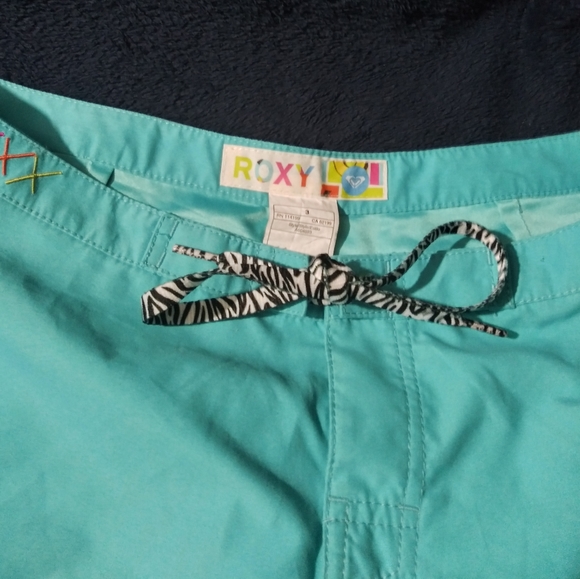 Roxy beach shorts sz 3 - Picture 3 of 4